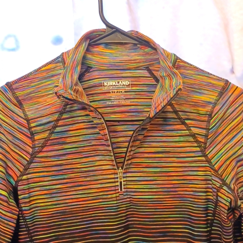 Zip Top - Picture 3 of 3